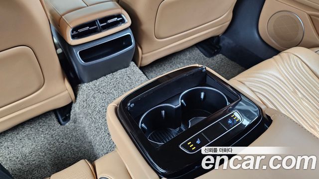 Genesis G80 2021 — photo 24