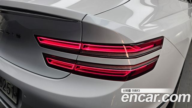 Genesis G80 2021 — photo 9