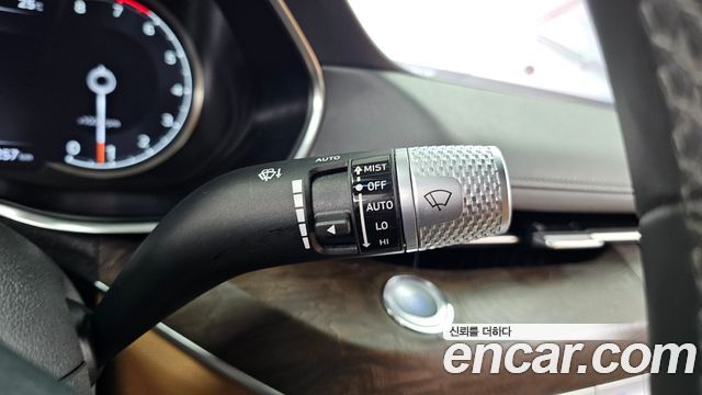 Genesis G80 2021 — photo 28