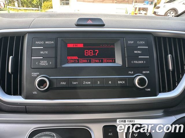 Kia RAY 2022 — photo 16