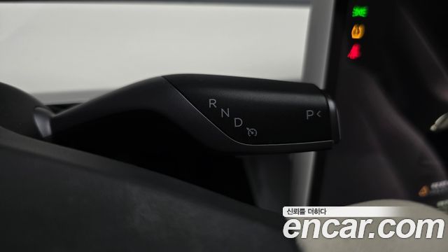 Tesla Model Y 2024 — photo 9