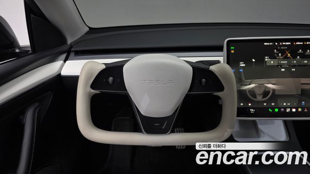 Tesla Model Y 2024 — photo 13
