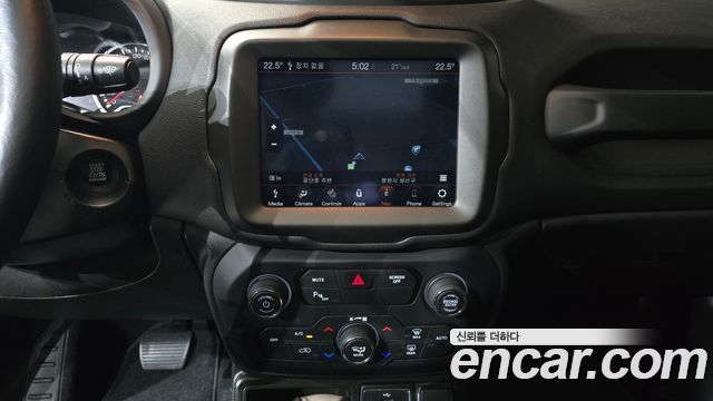 Jeep Renegade 2020 — photo 14