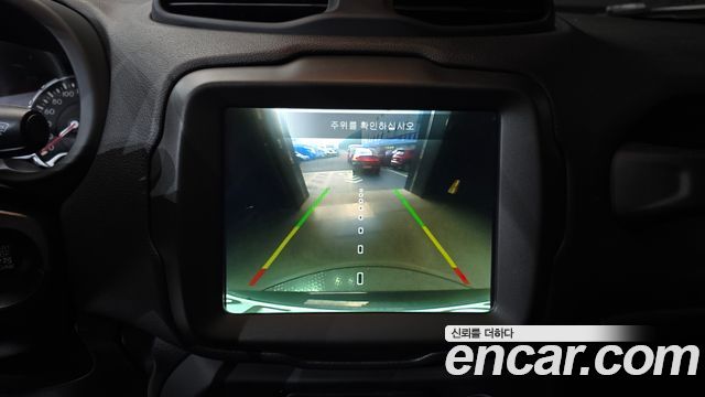 Jeep Renegade 2020 — photo 15