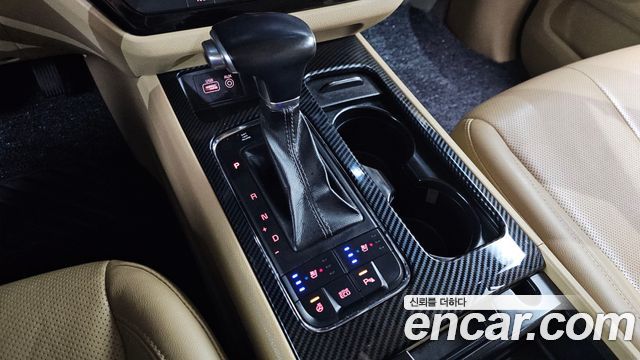Kia Canival 2018 — photo 9