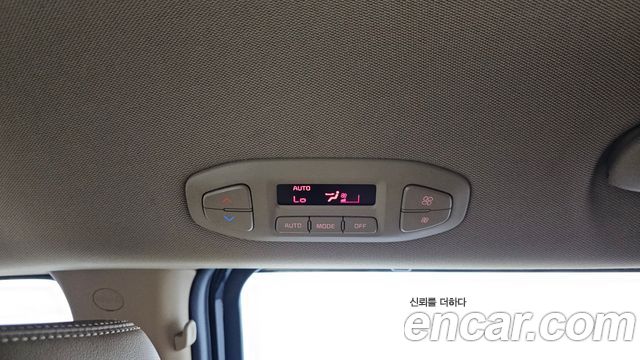 Kia Canival 2018 — photo 19
