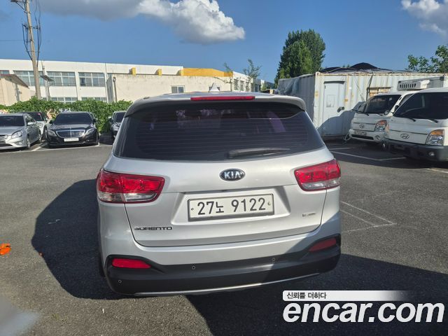 Kia Sorento 2015 — photo 2