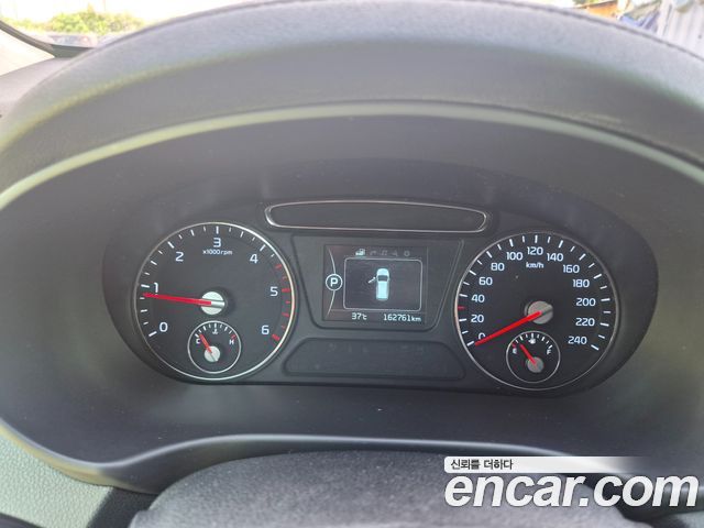 Kia Sorento 2015 — photo 8