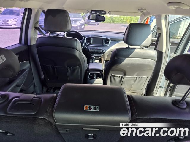 Kia Sorento 2015 — photo 18