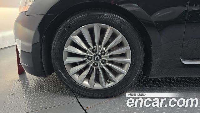 Hyundai Equus 2014 — photo 5