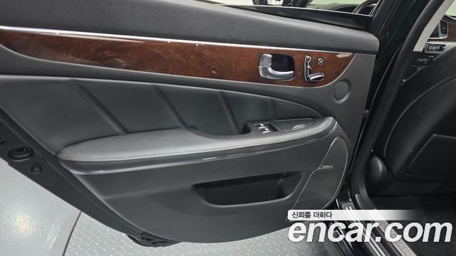 Hyundai Equus 2014 — photo 15