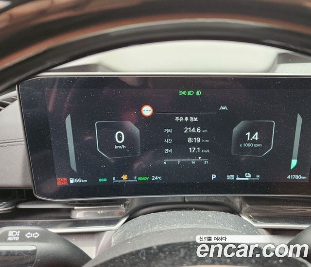 Kia Canival 2025 — photo 16