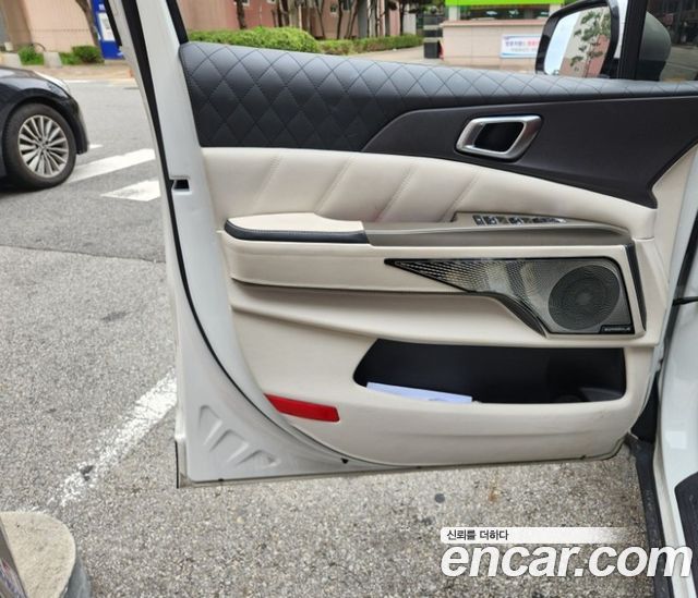 Kia Canival 2025 — photo 17