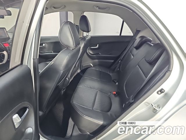 Kia morning 2012 — photo 12