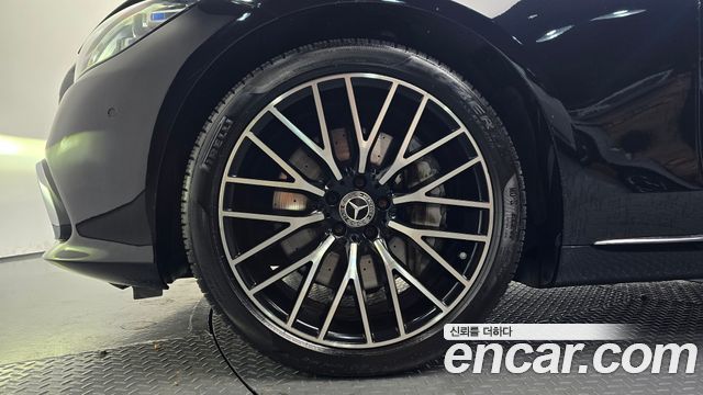 Mercedes-Benz S-Class 2022 — photo 5