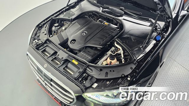 Mercedes-Benz S-Class 2022 — photo 6