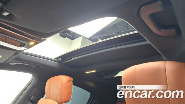 Mercedes-Benz S-Class 2022 — photo 17