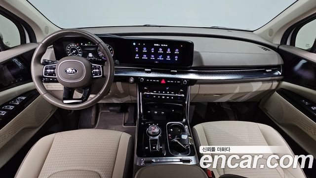 Kia Canival 2021 — photo 10