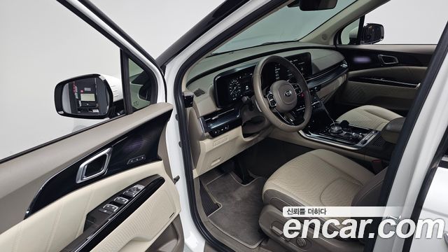 Kia Canival 2021 — photo 13