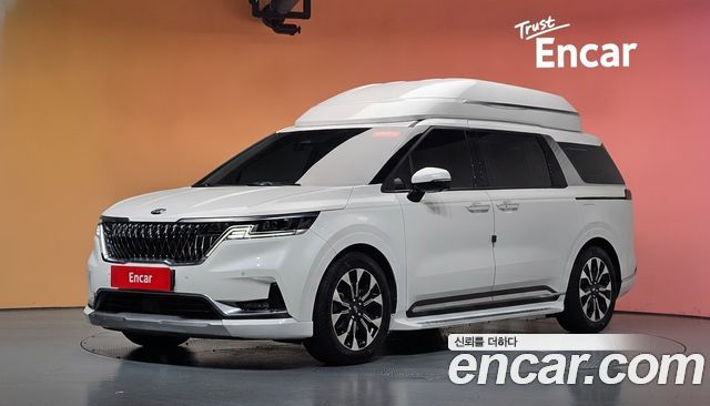 Kia Canival 2021 — photo 1