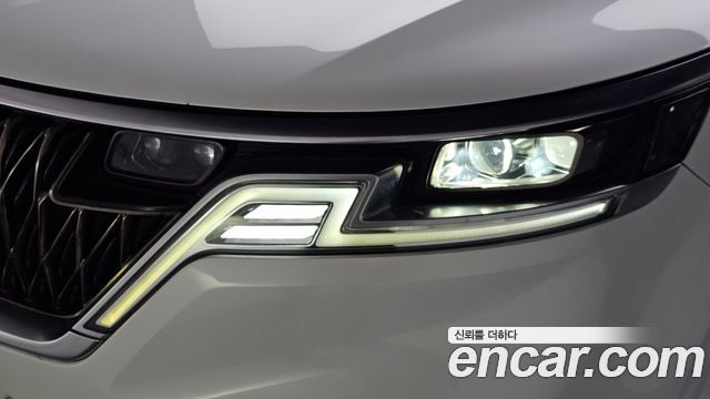 Kia Canival 2021 — photo 8
