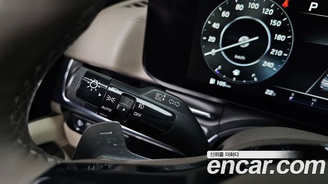 Kia Canival 2021 — photo 40