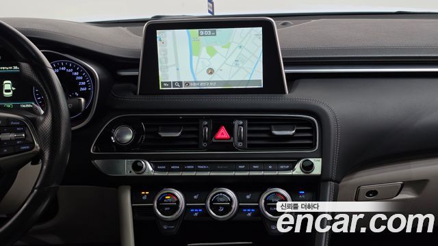 Genesis G70 2018 — photo 14