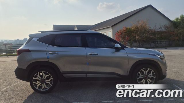 Kia Seltos 2023 — photo 7