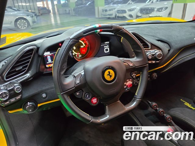 Ferrari 488 2020 — photo 12