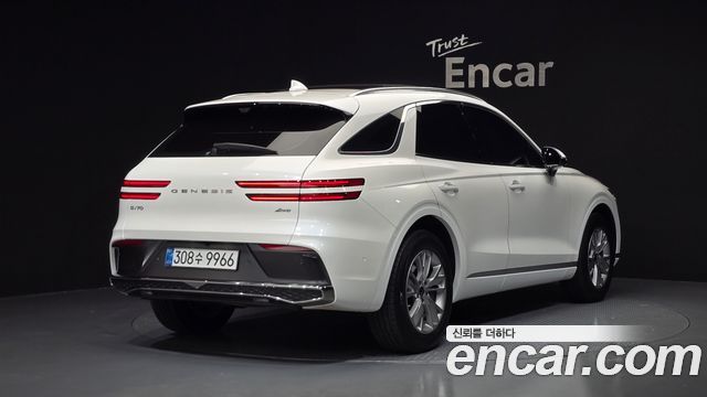 Genesis GV70 2025 — photo 2