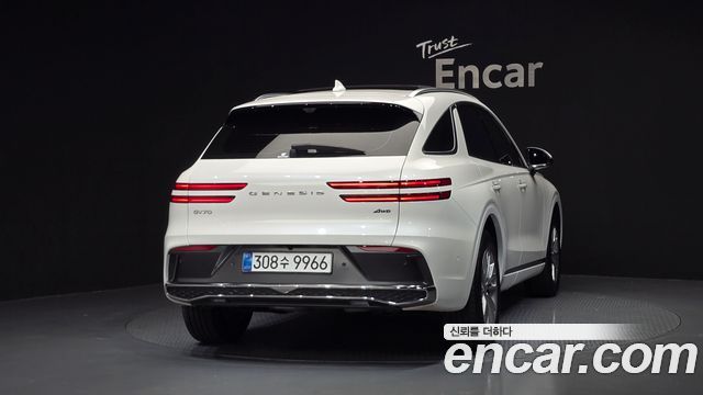 Genesis GV70 2025 — photo 4