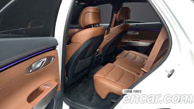 Genesis GV70 2025 — photo 17