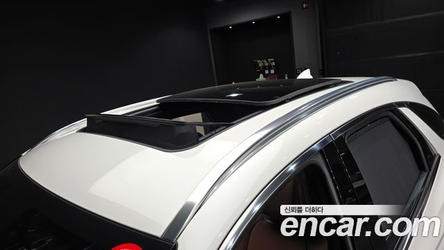 Genesis GV70 2025 — photo 23
