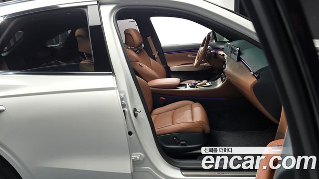 Genesis GV70 2025 — photo 16