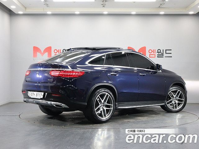 Mercedes-Benz GLE-Class 2018 — photo 2