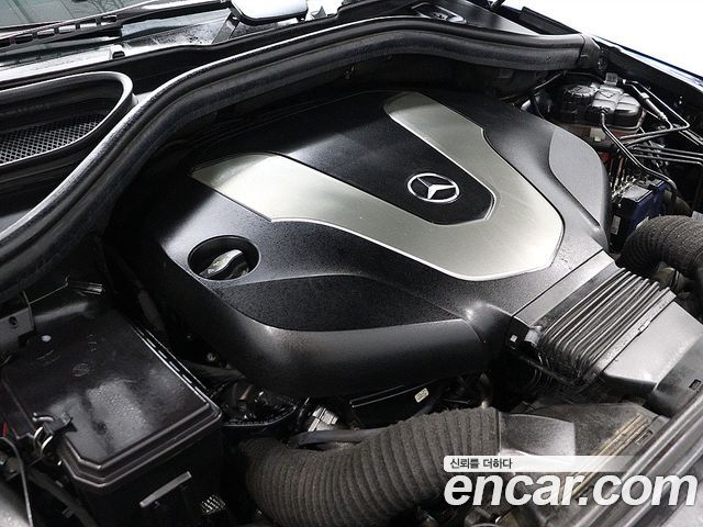 Mercedes-Benz GLE-Class 2018 — photo 6
