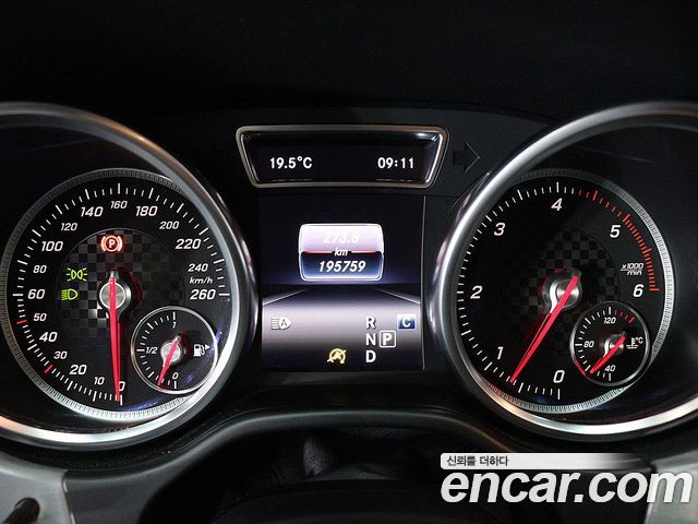 Mercedes-Benz GLE-Class 2018 — photo 8