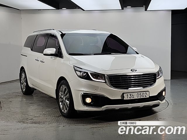 Kia Canival 2016 — photo 2