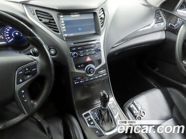 Hyundai Grandeur 2016 — photo 17