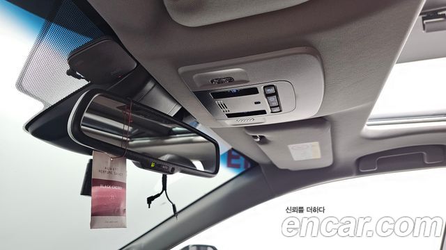 Toyota Camry 2018 — photo 22