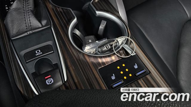 Toyota Camry 2018 — photo 25