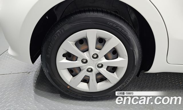 Kia pride 2016 — photo 5
