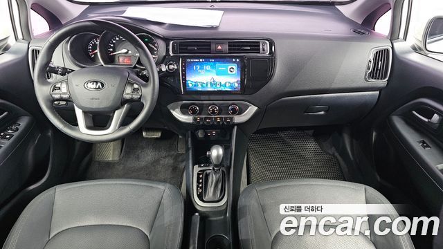 Kia pride 2016 — photo 10
