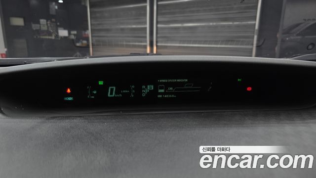 Toyota Prius 2011 — photo 8