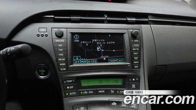 Toyota Prius 2011 — photo 14