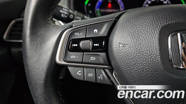 Honda Accord 2019 — photo 23