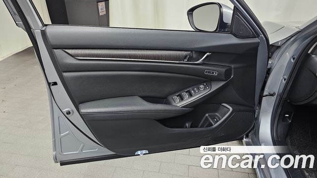 Honda Accord 2019 — photo 14
