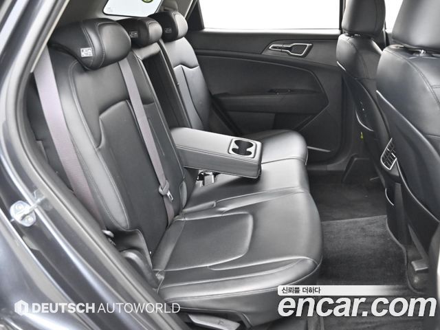 Kia Sportage 2022 — photo 18