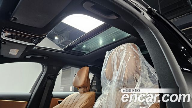 Mercedes-Benz E-Class 2024 — photo 21