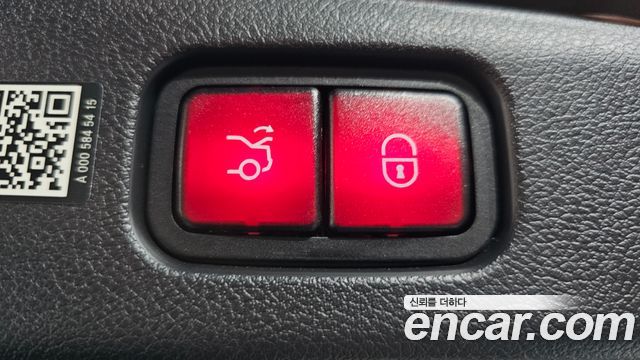 Mercedes-Benz E-Class 2024 — photo 22